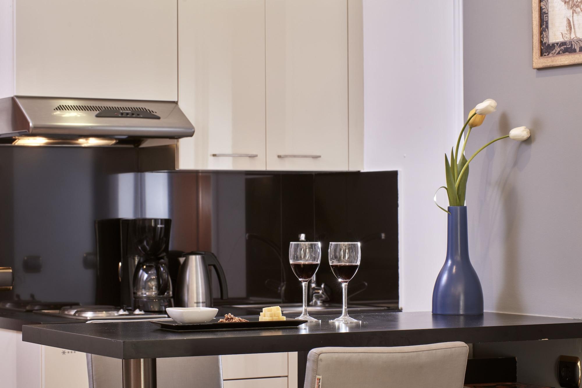 Ava Hotel And Suites Athens Ngoại thất bức ảnh