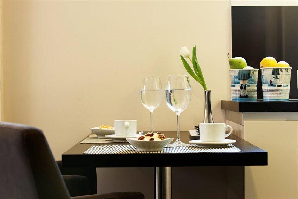 Ava Hotel And Suites Athens Ngoại thất bức ảnh